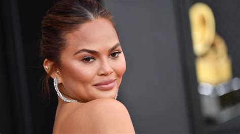 chrissy teigen nackt|Chrissy Teigen Nude & Sexy Collection (87 Photos + Videos)